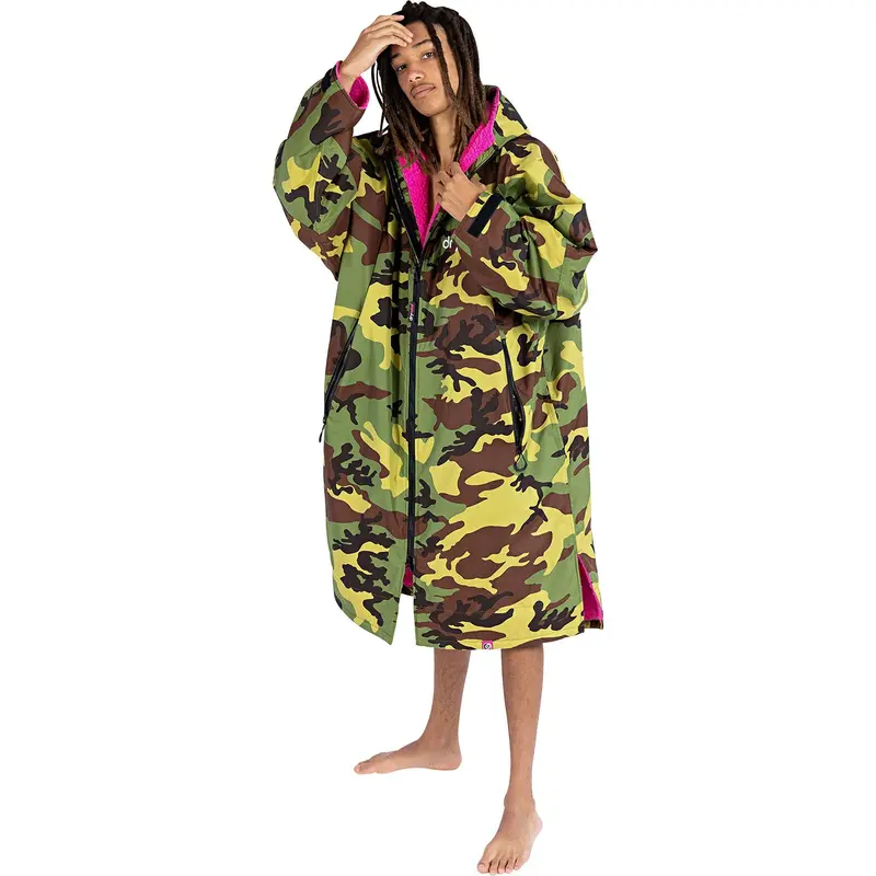 Dryrobe Advance Camo-Print Long-Sleeve Changing Robe 1