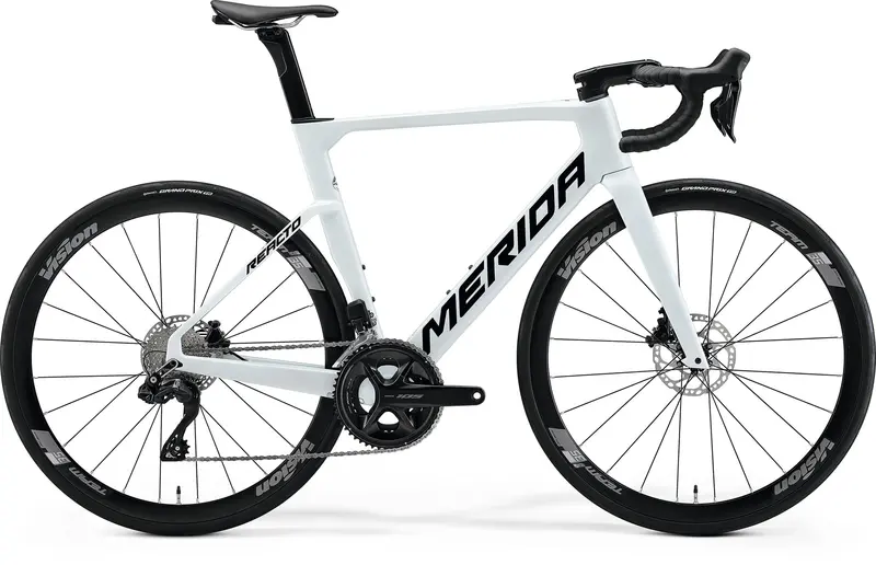 Merida Reacto 5000 Carbon Road Bike – 2026 Model In Pearl White 1