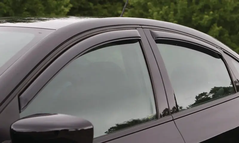 Auto Ventshade Smoke Ventvisor Deflectors – In-Channel Mount, 4-Piece Set 1